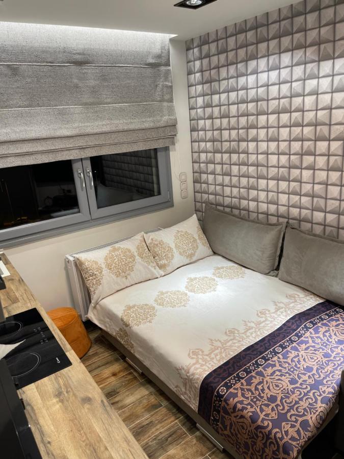 LA Larissa Luxury Apartments Dafne Extérieur photo